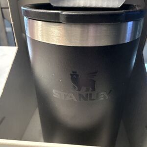Stanley Stainless Steel The Everyday Can Cooler Can Chiller 10oz 295mL Black NEW